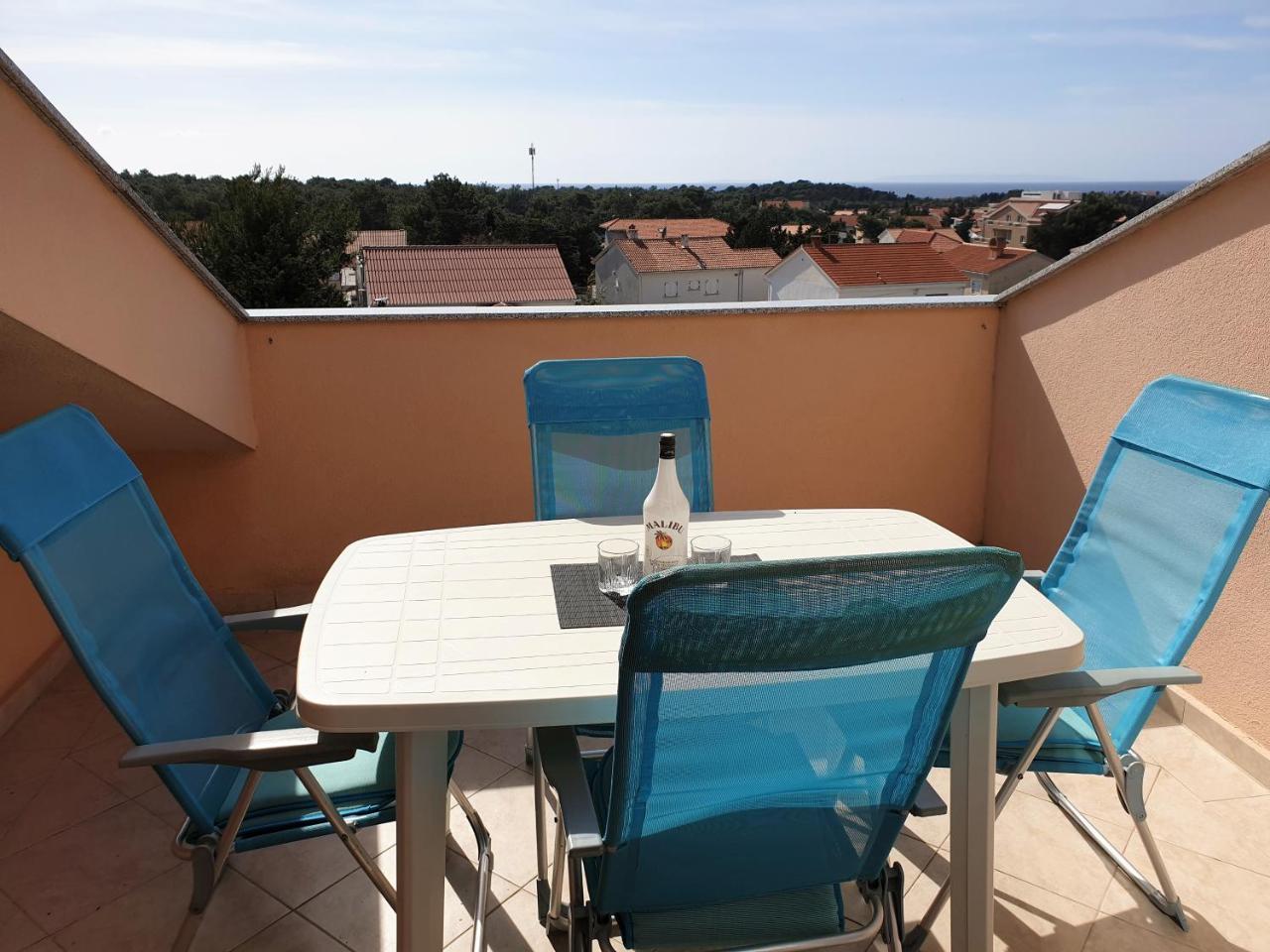 Apartment Valamar Novalja Exterior foto